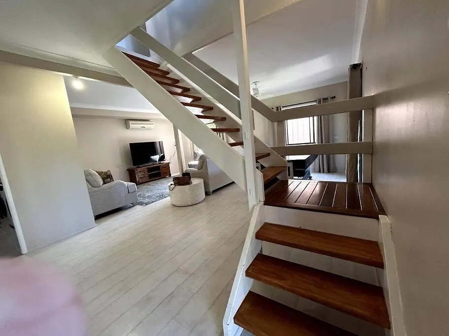 Beachside Modern Cedar Home Emu Park